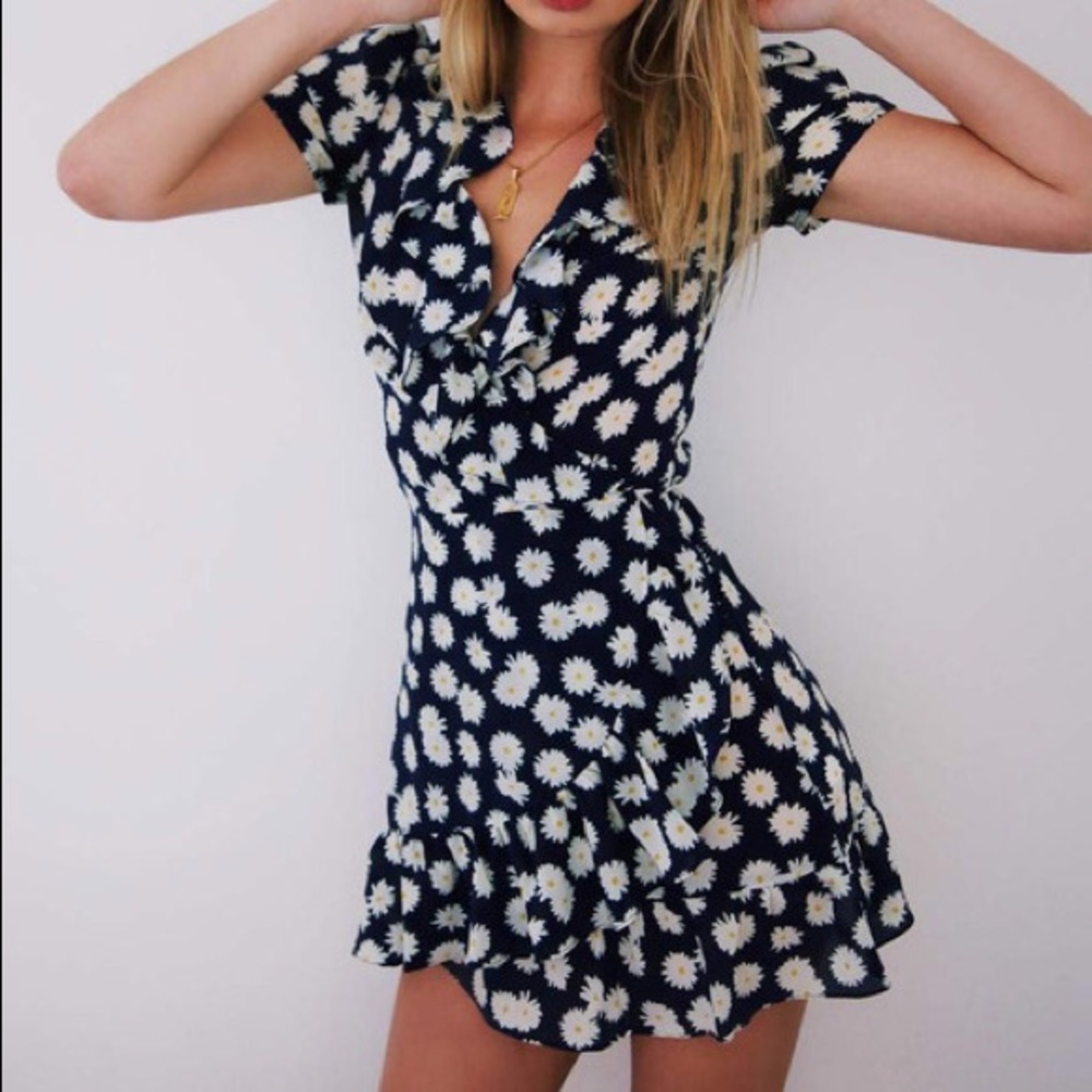 Realisation Par Valentina daisy silk wrap dress